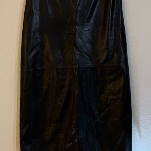 Vintage Virducci Women's Size 12 with tailored Black & Lined genuine leather